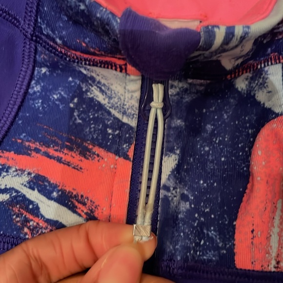 ✨CLEARANCE✨ Ivivia (by lululemon) Define Jacket - Picture 4 of 5